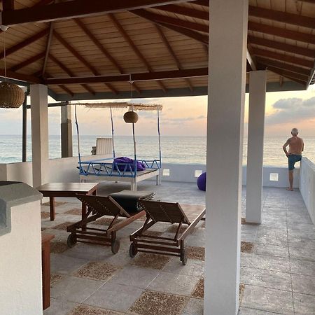 Blue Ocean Villa Hikkaduwa Kültér fotó